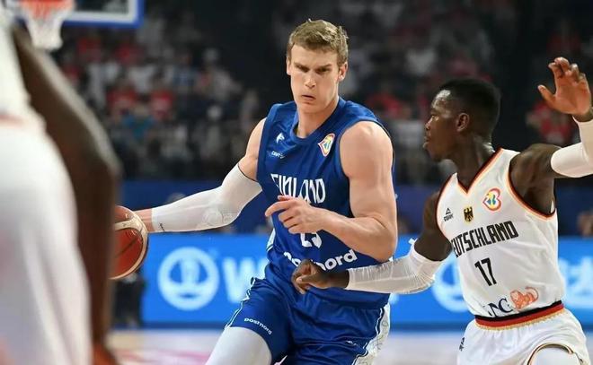 是足坛的不 是足坛的不