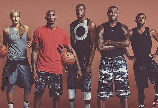 [中超]奥斯卡开出角球 蒋光太凌空抽射破网.