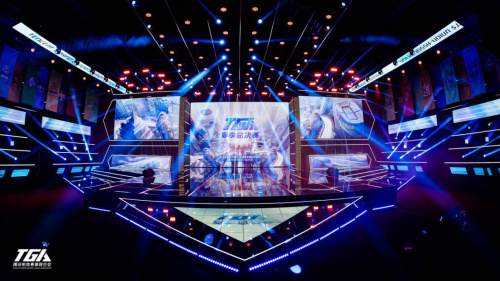 悬殊巨大且 悬殊巨大且