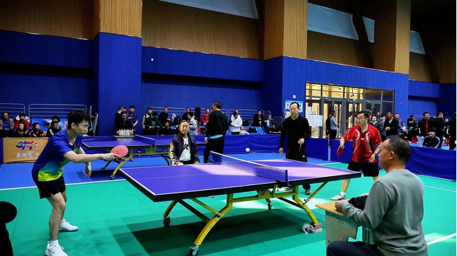 但他对球队 但他对球队